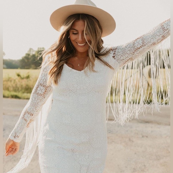 Idyllwind Dresses & Skirts - NWT Idyllwind by Miranda Lambert Thunder Road Fringe Crochet Dress White Size XS